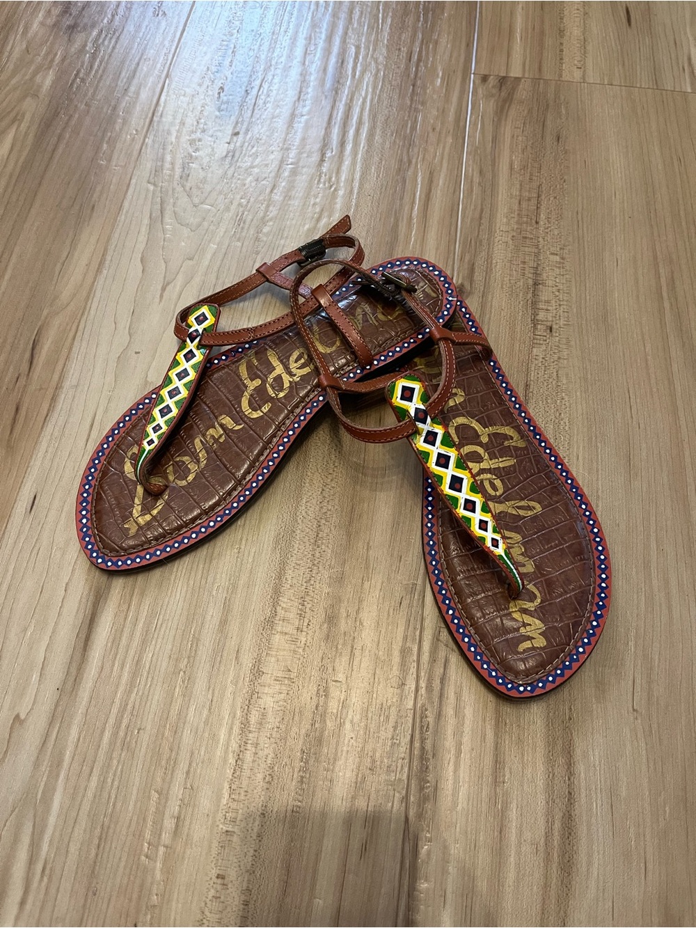AUTHENTIC Sam Edelman Gigi sandals. size 8.5. red, white, blue, green tribal